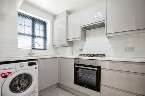 2 bedroom terraced house to rent, Staffordshire Street, SE15