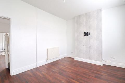 2 bedroom end of terrace house for sale, Manchester Road East, Manchester M38