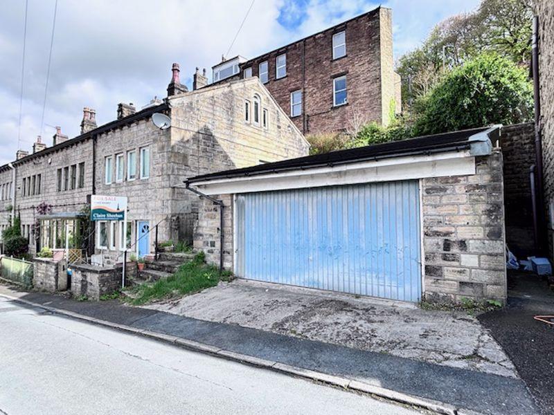 Double Garage &amp;...