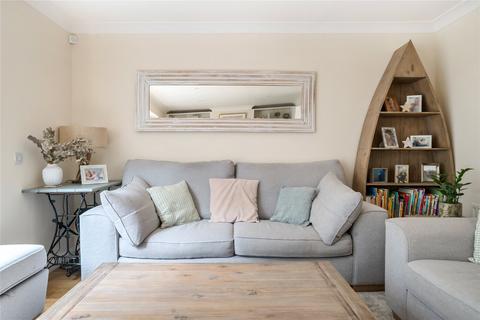 135 Kings Road, Haslemere, GU27 2QQ
