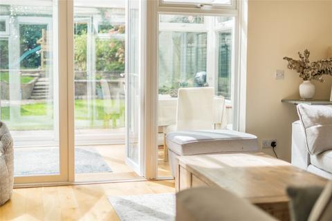 135 Kings Road, Haslemere, GU27 2QQ