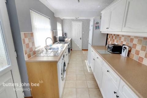 2 bedroom terraced house for sale, George Street, Northwich