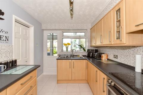 3 bedroom semi-detached house for sale, Laxton Gardens, Paddock Wood, Tonbridge, Kent