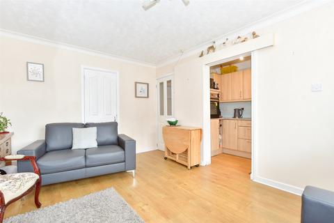2 bedroom ground floor flat for sale, Cakeham Road, East Wittering, Chichester, West Sussex