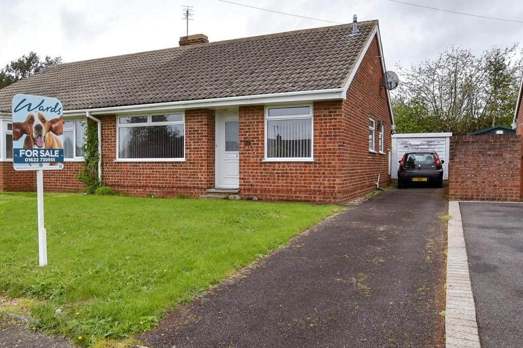 Biddenden Close, Bearsted, Maidstone... 2 bed semidetached bungalow