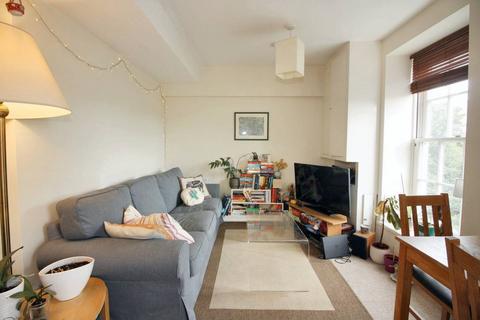 1 bedroom apartment to rent, Ferndale Road, London SW9