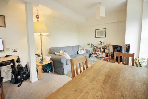 1 bedroom apartment to rent, Ferndale Road, London SW9