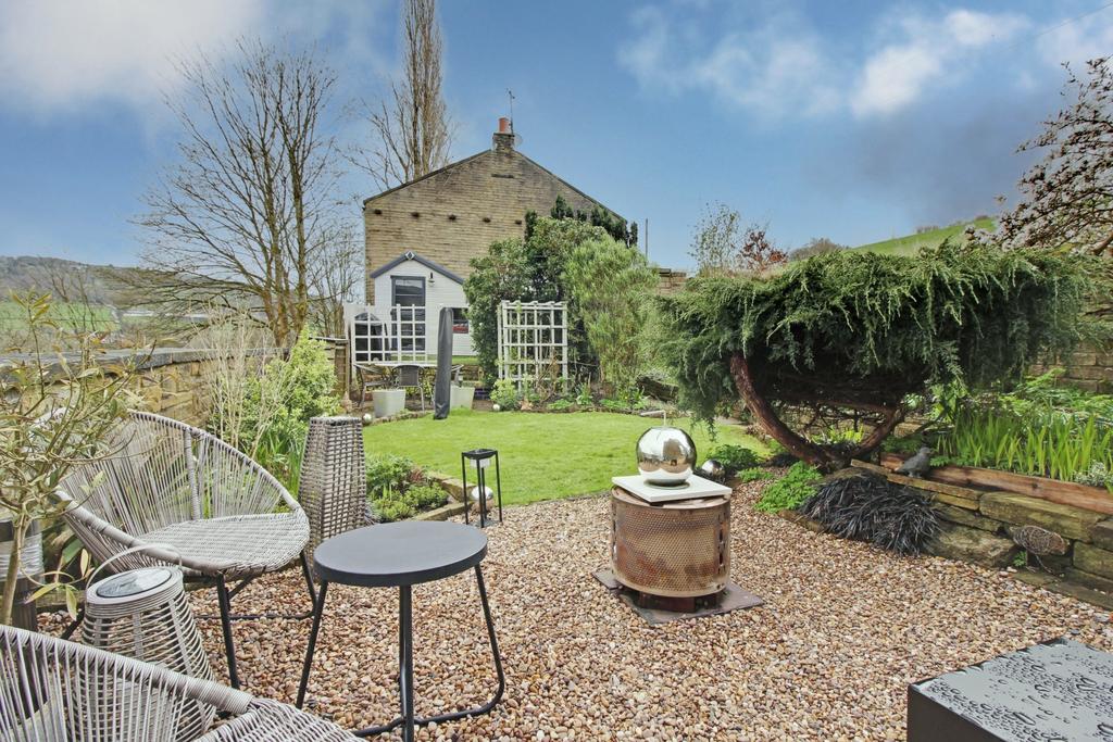 Garden to Side
