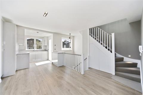 2 bedroom maisonette to rent, Sutherland Place, London, W2