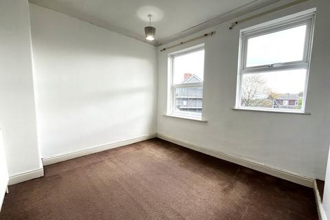 2 bedroom house to rent, Church Lane, Featherstone