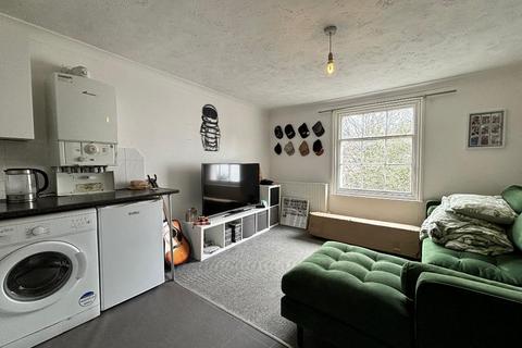 Studio to rent, Montpelier Crescent, Brighton, BN1 3JJ