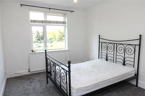 3 bedroom maisonette for sale, Lodge Avenue, Gidea Park, RM2