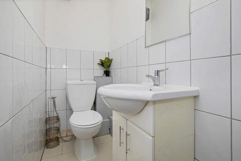 216 Robroyston Road, Glasgow, G33 1JQ
