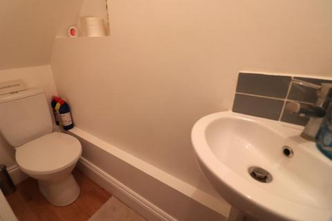 3 bedroom semi-detached house for sale, Luton LU2