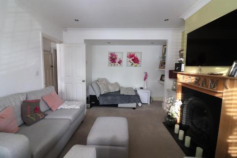 3 bedroom semi-detached house for sale, Luton LU2