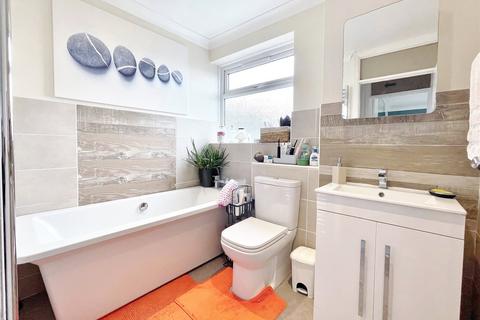 30 Boxgrove, Goring By Sea, Worthing, BN12 6BB