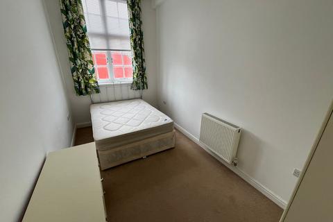2 bedroom flat to rent, Queens Road, Hull, East Riding of Yorkshi, HU5