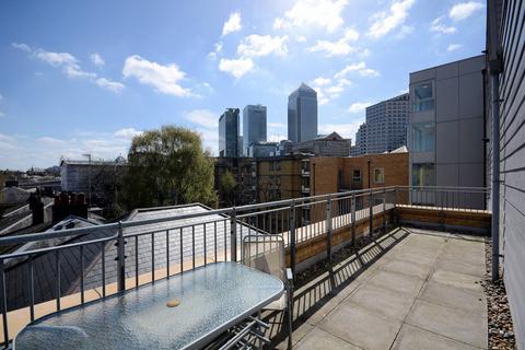2 bedroom flat to rent, Vicinity House, Westferry, London, E14