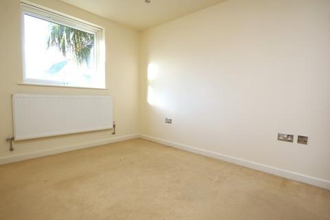 2 bedroom ground floor flat for sale, 262 Wimborne Road, Oakdale , Poole, BH15