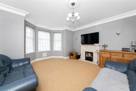 2 bedroom apartment for sale, Wallace Square, Coulsdon, Surrey, CR5