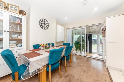 6 Riverside Drive, Mitcham, CR4 4BU