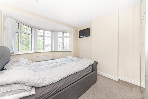 6 Riverside Drive, Mitcham, CR4 4BU