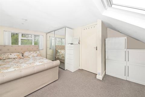 6 Riverside Drive, Mitcham, CR4 4BU