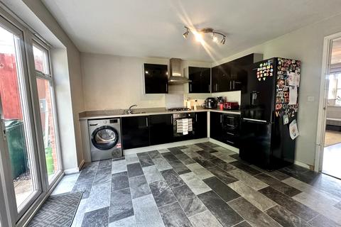 2 bedroom semi-detached house for sale, Finery Road, Wednesbury WS10
