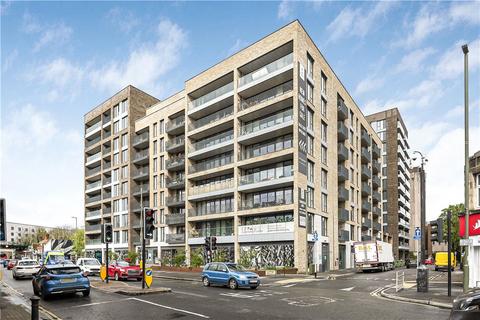 2 bedroom apartment for sale, Fairfield Avenue, Staines-upon-Thames, Surrey, TW18