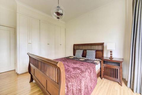 1 bedroom apartment to rent, Warwick Gardens, Kensington, London W14