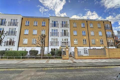 2 bedroom flat to rent, Granite Apartments, Stratford