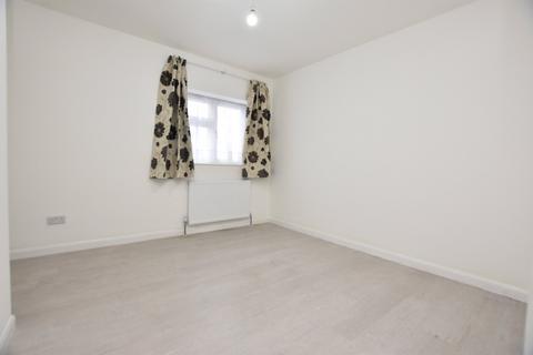 2 bedroom apartment to rent, Writtle Way, Dagenham, Essex, RM13