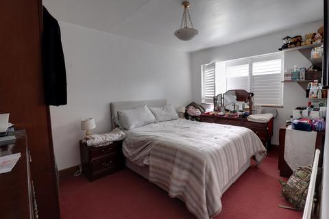 3 bedroom semi-detached house for sale, Mandeville, Stevenage SG2