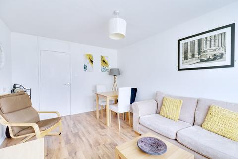 1 bedroom flat for sale, Ferro Road, Rainham RM13