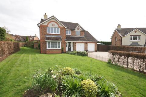 4 bedroom detached house for sale, Bull Pasture, South Cave HU15