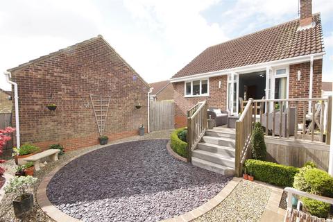 2 bedroom detached bungalow for sale, Froscoles Close, North Cave HU15