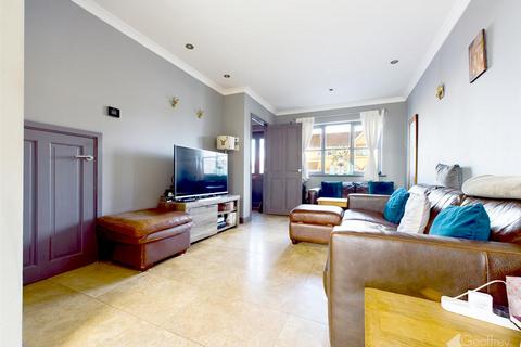 2 bedroom terraced house for sale, Wansbeck Close, Stevenage SG1