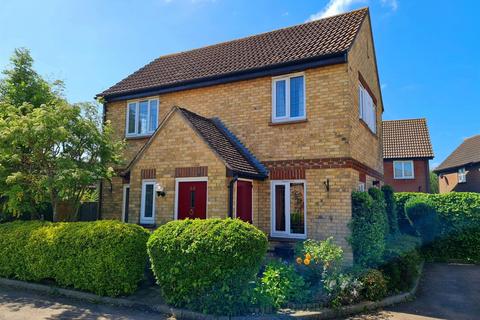 3 bedroom detached house for sale, Pilkingtons, Harlow CM17