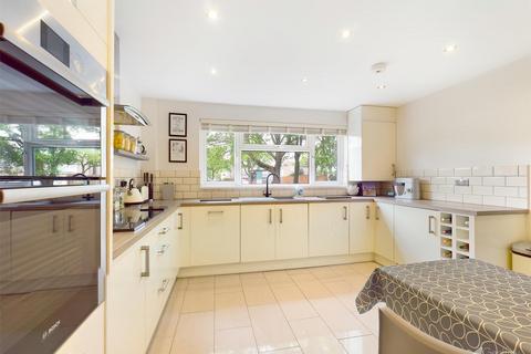 6 Ascot Crescent, Stevenage, SG1 5SA