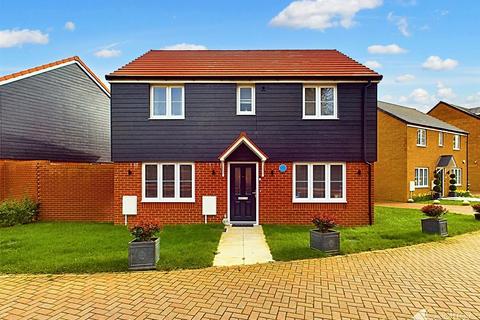 4 bedroom detached house for sale, Linnet Grove, Harlow CM17
