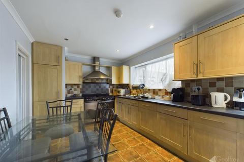 3 bedroom house for sale, Chippingfield, Old Harlow CM17