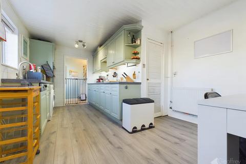49 Chells Way, Stevenage, SG2 0LB