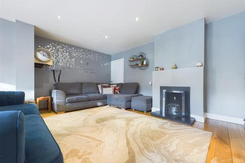 49 Chells Way, Stevenage, SG2 0LB