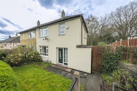 3 bedroom semi-detached house for sale - Deanswood Drive, Leeds, West Yorkshire