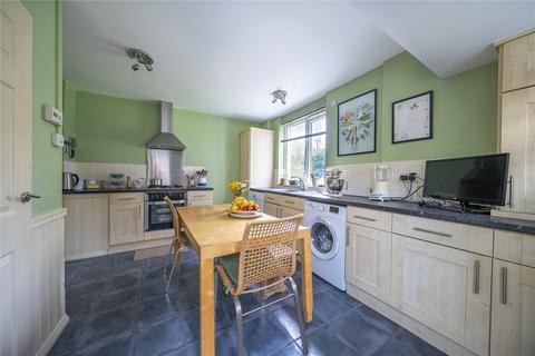 64 Deanswood Drive, Leeds, LS17 5JQ