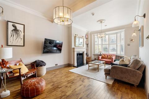 33 Wellesley Road, London, E11 2HG