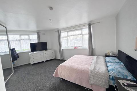 1 bedroom apartment to rent, Flat , Warley Court, Moat Road, Oldbury