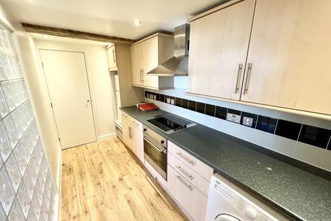 2 bedroom apartment to rent, Horninglow Street, Burton Upon Trent DE14