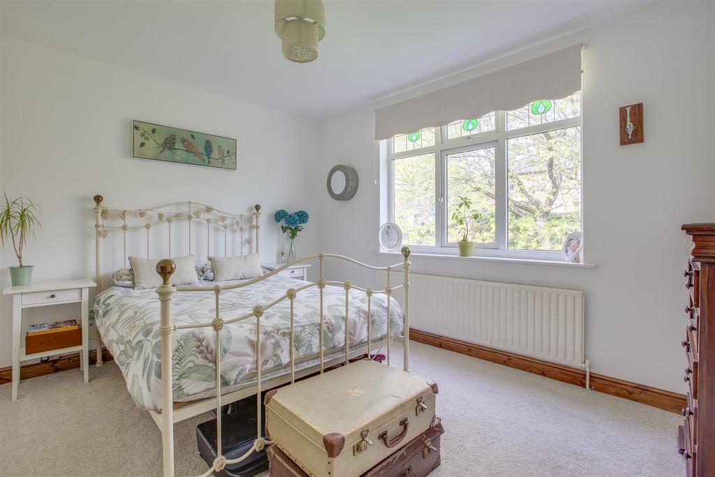423 West Wycombe Road, HP12 4 AQ-5.jpg