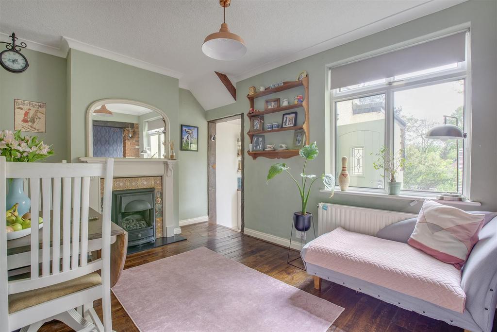 423 West Wycombe Road, HP12 4 AQ-7.jpg